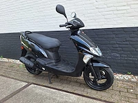 Kymco vitality 50 4t 45km bromscooter - afbeelding 7 van  7