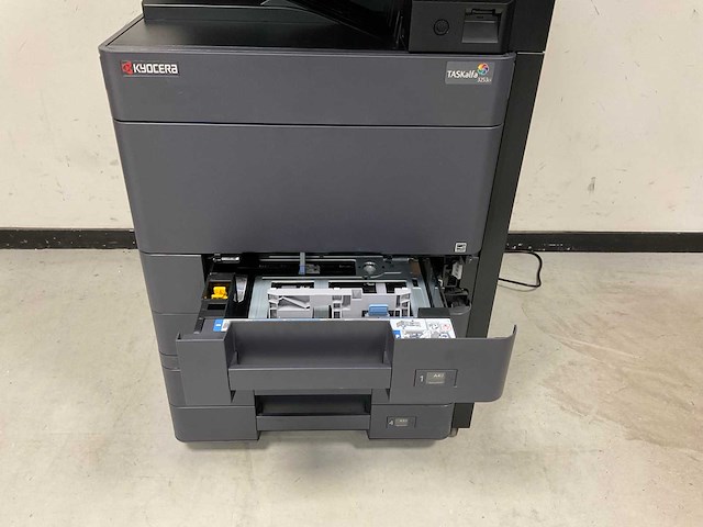Kyocera (3253ci) versatile a3 color multifunction printer - afbeelding 2 van  2