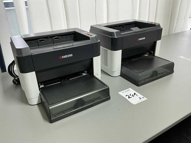 Kyocera fs-1061dn inktjetprinter (2x) - afbeelding 1 van  3