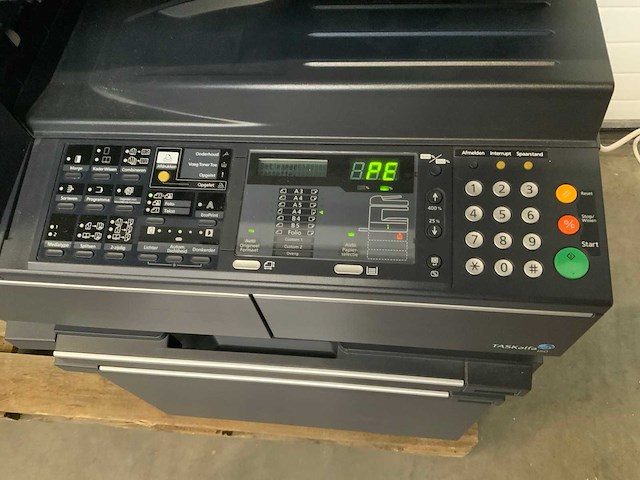 Kyocera taskalfa 180 laserprinter - afbeelding 4 van  7