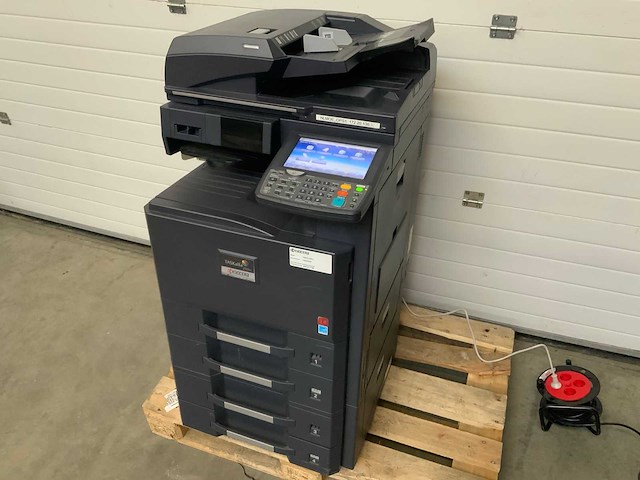 Kyocera taskalfa 2551ci laserprinter - afbeelding 1 van  10