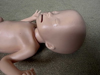 Kyoto kagaku - mw33 elbw - prematuur baby nood training simulatie pop - afbeelding 2 van  7