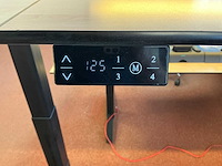 L- vormig electrisch verstelbaar bureau met girsberger stoel - afbeelding 8 van  8