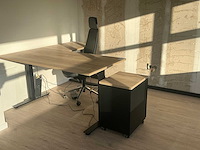 L- vormigbureau - afbeelding 1 van  7