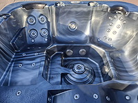 L spa 5 persoons jacuzzi en buitenspa - afbeelding 14 van  29
