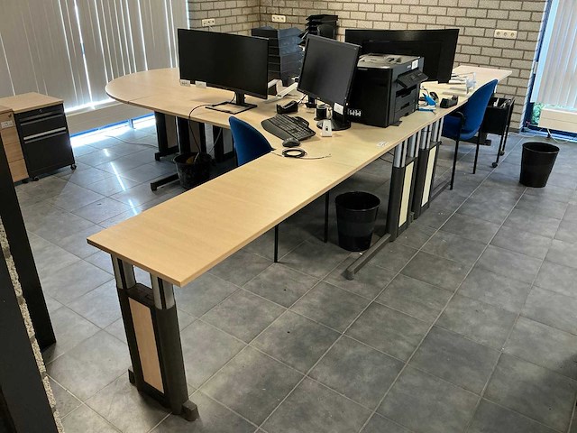 L-vorige bureauopstelling (2x) - afbeelding 1 van  7