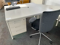 L-vormig bureau - afbeelding 4 van  4