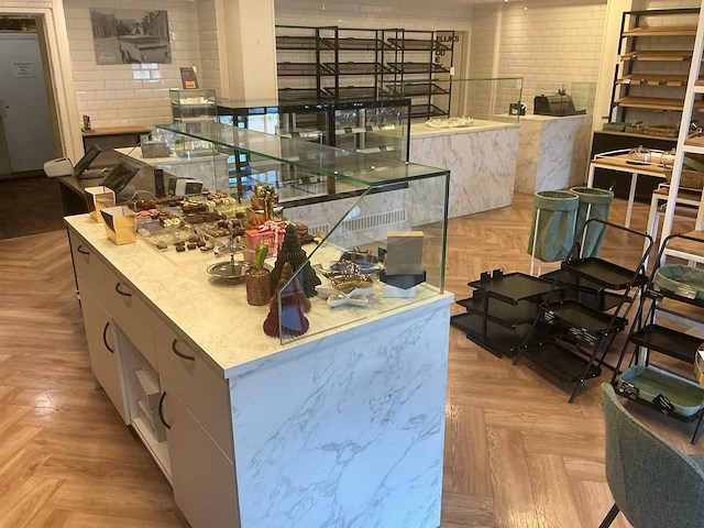 L-vormige toonbankopstelling - afbeelding 4 van  10