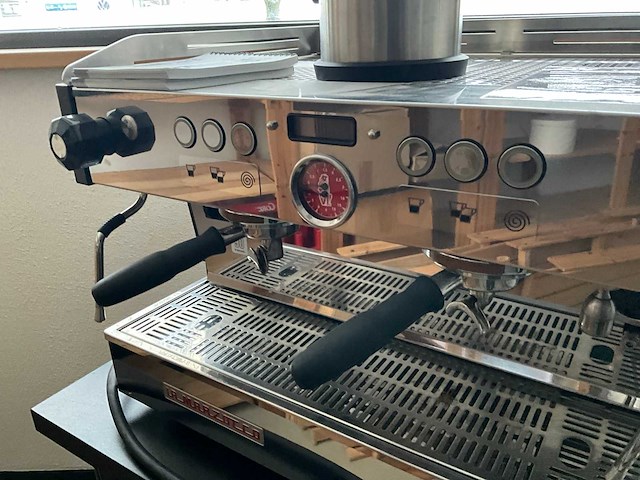 La marzocco - linea pb - espresso machine - afbeelding 9 van  12