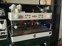 La san marco 105e koffiemachine met 2x bonenmaler - afbeelding 8 van  11