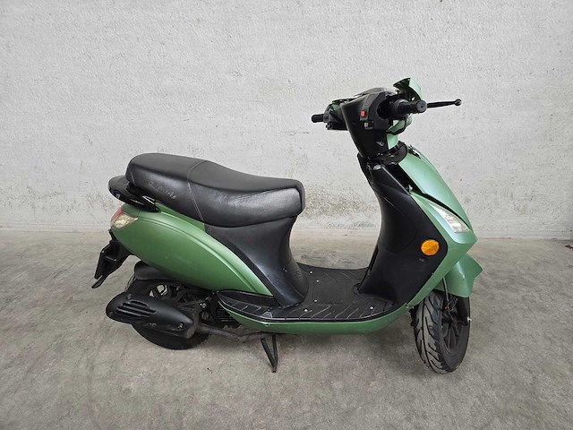 La souris - brom scooter - city - moped 4t 45km uitvoering drk98x - afbeelding 2 van  7