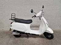 La souris - bromscooter - sourini - 4t 45km uitvoering fgt35t - afbeelding 2 van  7