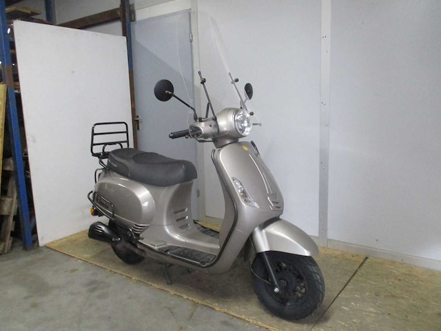 La souris - bromscooter - sourini injectie - scooter - afbeelding 5 van  10