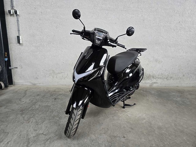 La souris - bromscooter - valexim - 4t 45km uitvoering frz24p - afbeelding 1 van  8