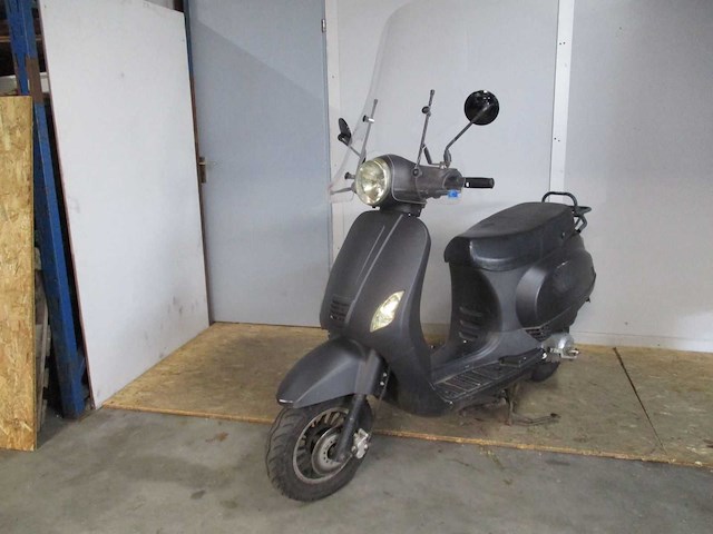La souris - bromscooter - vespelini - scooter - afbeelding 4 van  11