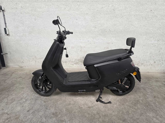 La souris - elektrische bromscooter - e-id-s6 - 45km uitvoering fnd01k - afbeelding 1 van  4