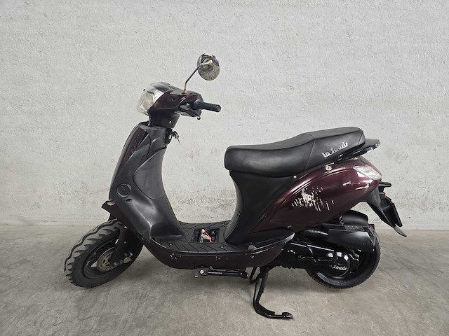 La souris - snor scooter - city - 4t 25km uitvoering brommer fdb22h - afbeelding 1 van  7