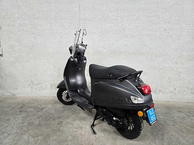 La souris - snorscooter - vespelini s - 4t 25km uitvoering dlz05z - afbeelding 6 van  7