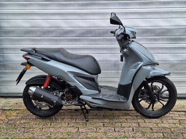 La souris grancruiser 45km bromscooter 4-takt - afbeelding 7 van  7