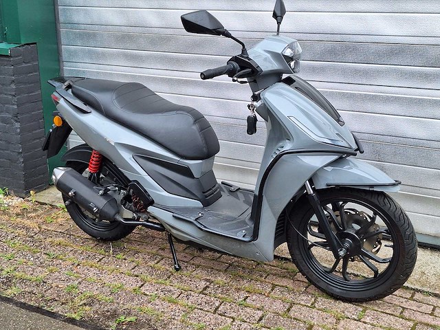La souris grancruiser 45km bromscooter 4-takt - afbeelding 5 van  7