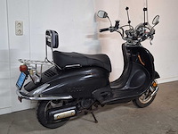 La souris grande retro 25 km snorscooter 4takt - afbeelding 2 van  3