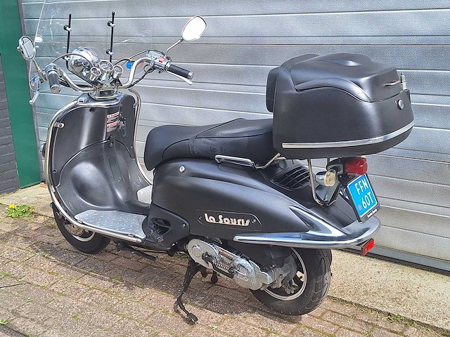 La souris grande retro 25 km snorscooter 4takt - afbeelding 3 van  7