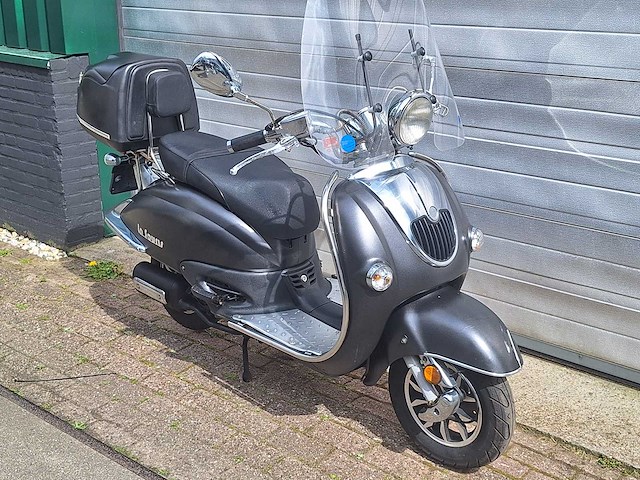 La souris grande retro 25 km snorscooter 4takt - afbeelding 6 van  7