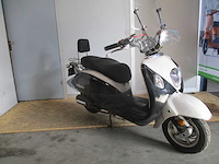 La souris grande retro two tone - bromscooter - scooter - afbeelding 2 van  4