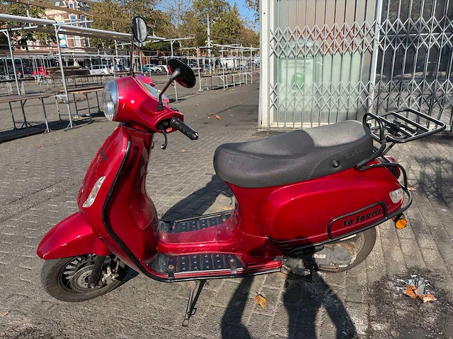 La souris sourini snorfietsen & snorscooters - afbeelding 12 van  32