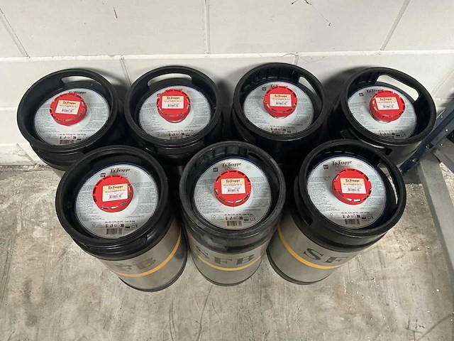 La trappe - witte trapist - vat bier (7x) - afbeelding 2 van  3