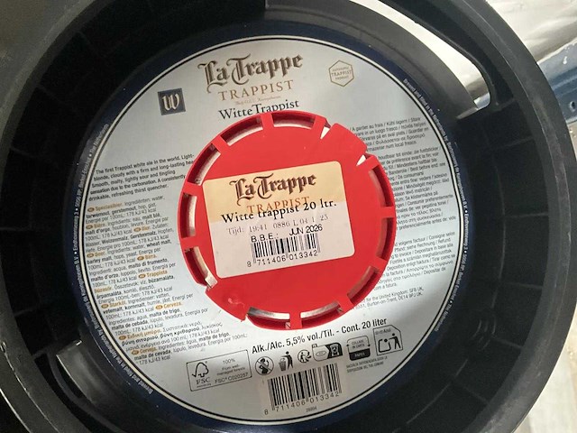 La trappe - witte trapist - vat bier (7x) - afbeelding 3 van  3