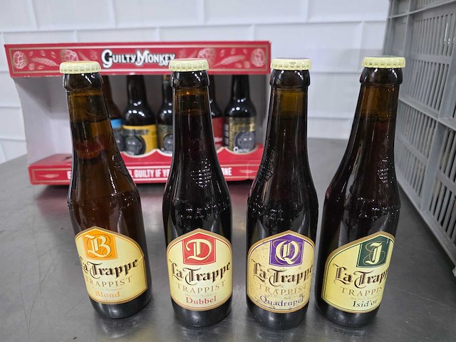 La trappe speciaal bier fles (52x) - afbeelding 1 van  5