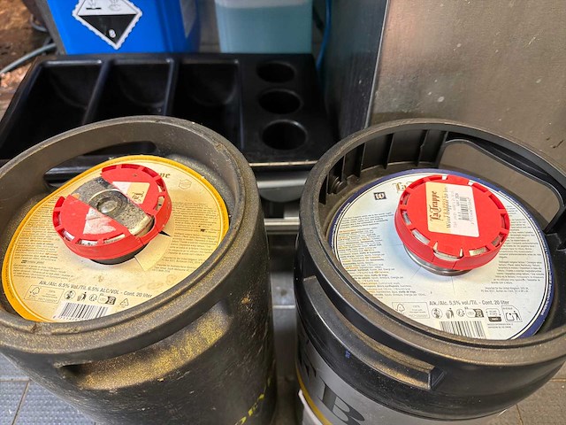 La trappe trappist bier fusten (2x) - afbeelding 2 van  3