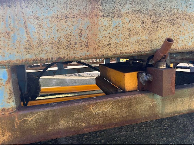 Laadbrug / container brug / mobiele brug - afbeelding 8 van  9