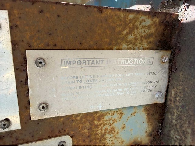 Laadbrug / container brug / mobiele brug - afbeelding 2 van  10