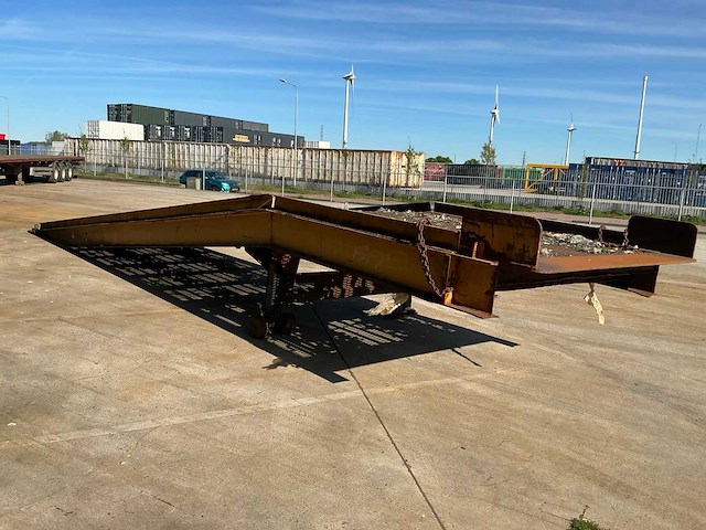 Laadbrug - afbeelding 4 van  9