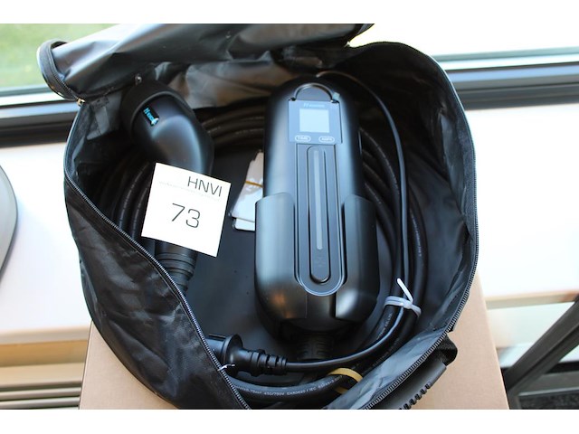 Laadkabel / mobiele lader khons g5-khons-pe-1p-16a in draagtas. schuco (230v) naar type 2. - afbeelding 1 van  2