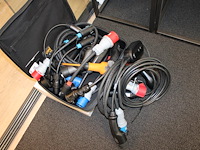 Laadkabels en verloopstekkers in diverse maten en uitvoeringen. - afbeelding 2 van  2