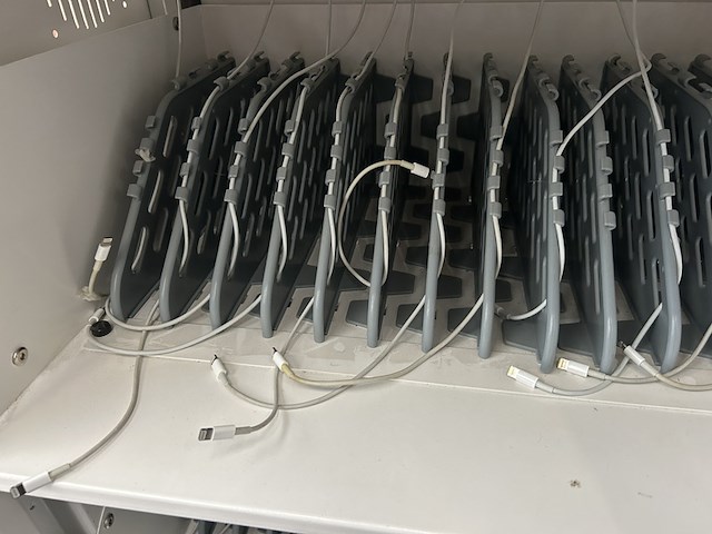 Laadkast voor smartphones en tablets 57x65x119, parotec - afbeelding 4 van  5