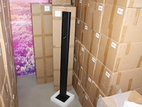 Laadpaal met betonnen voet en hoogte 130 cm. - afbeelding 1 van  3