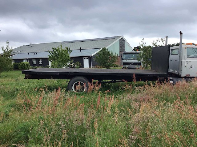 Laadvloer twistlock en poten - afbeelding 6 van  11