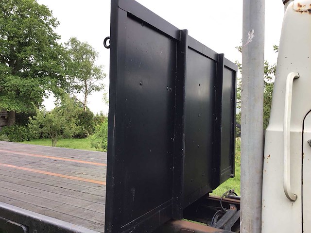 Laadvloer twistlock en poten - afbeelding 8 van  11