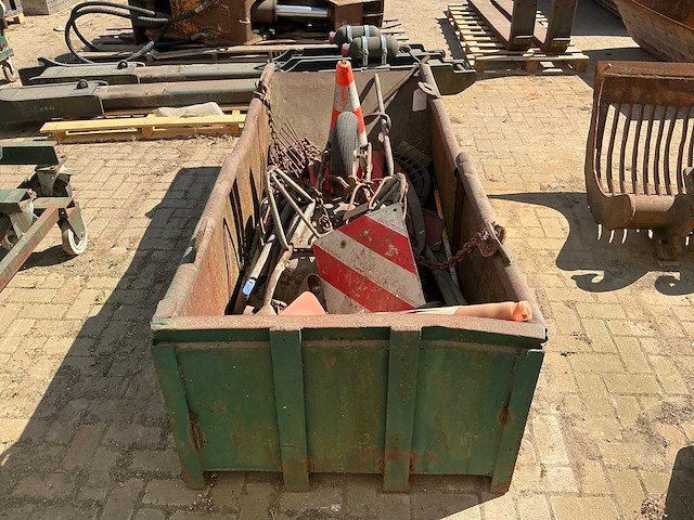 Laag model containerbak - afbeelding 5 van  5