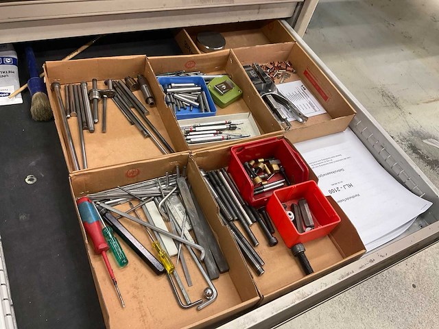 Laagland bureautafels en ladekast - afbeelding 12 van  12