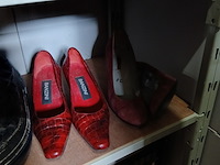 Laarzen, klompen, schoenen - afbeelding 9 van  15