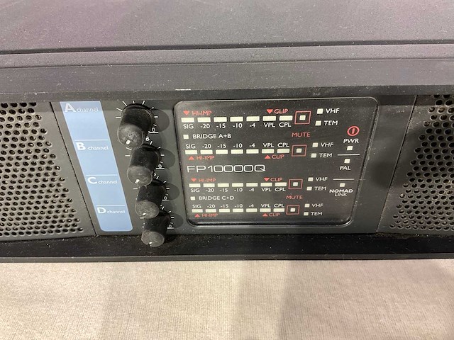 Lab gruppen fp 10000q 4-kanaals versterker - afbeelding 5 van  5