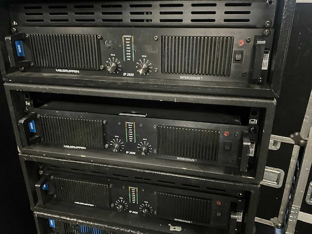 Lab gruppen fp 2600 2x 840w eindversterker (7x) - afbeelding 2 van  5