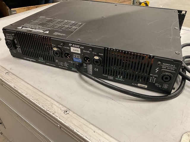 Lab gruppen fp 6400 versterker - afbeelding 2 van  2