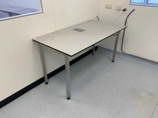 Labaratorium werktafel - afbeelding 1 van  5