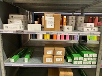 Labels, draad, spelden - afbeelding 9 van  30